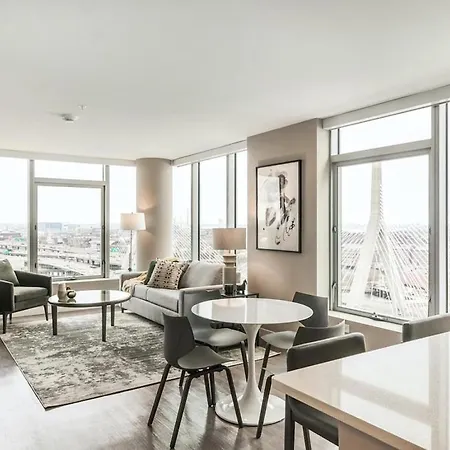 Landing At Logan Apartments - Studio In Logan Square